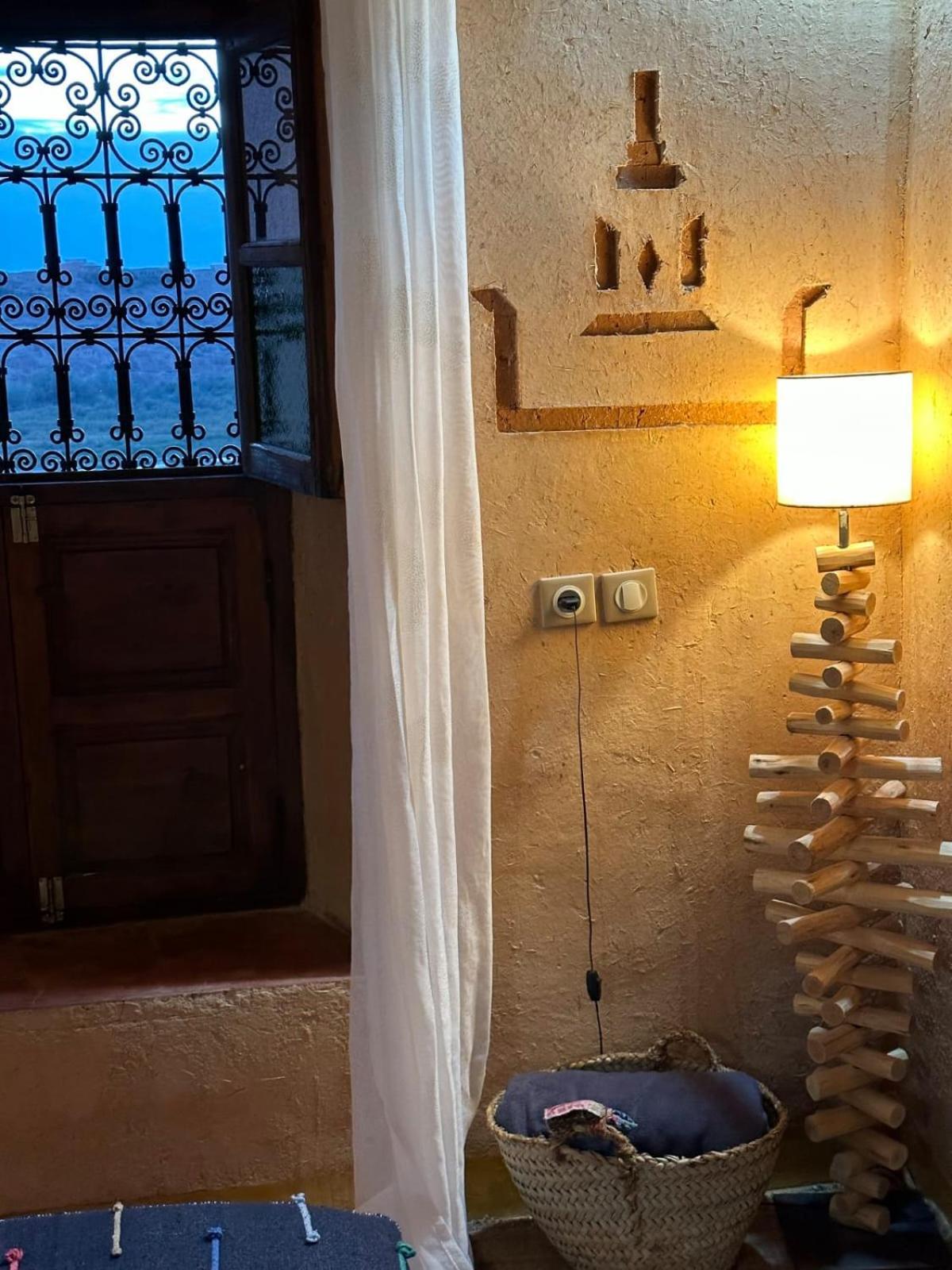 Maison D'Hotes Izza Kelaat-M'Gouna Luaran gambar